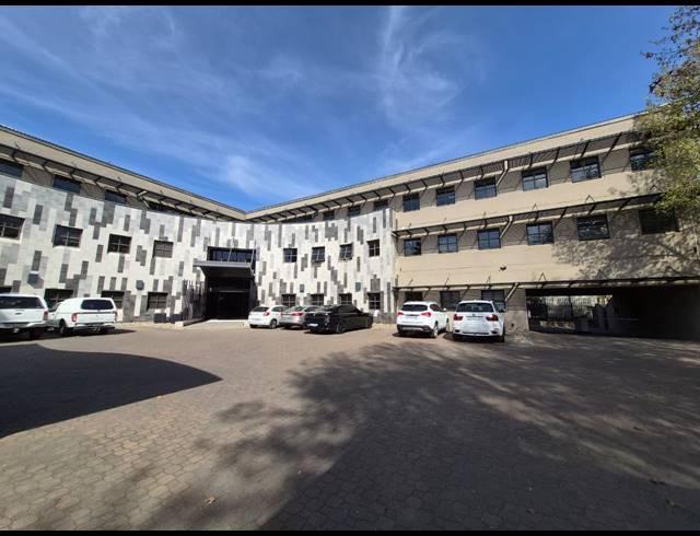 194M² OFFICE TO LET IN ILLOVO